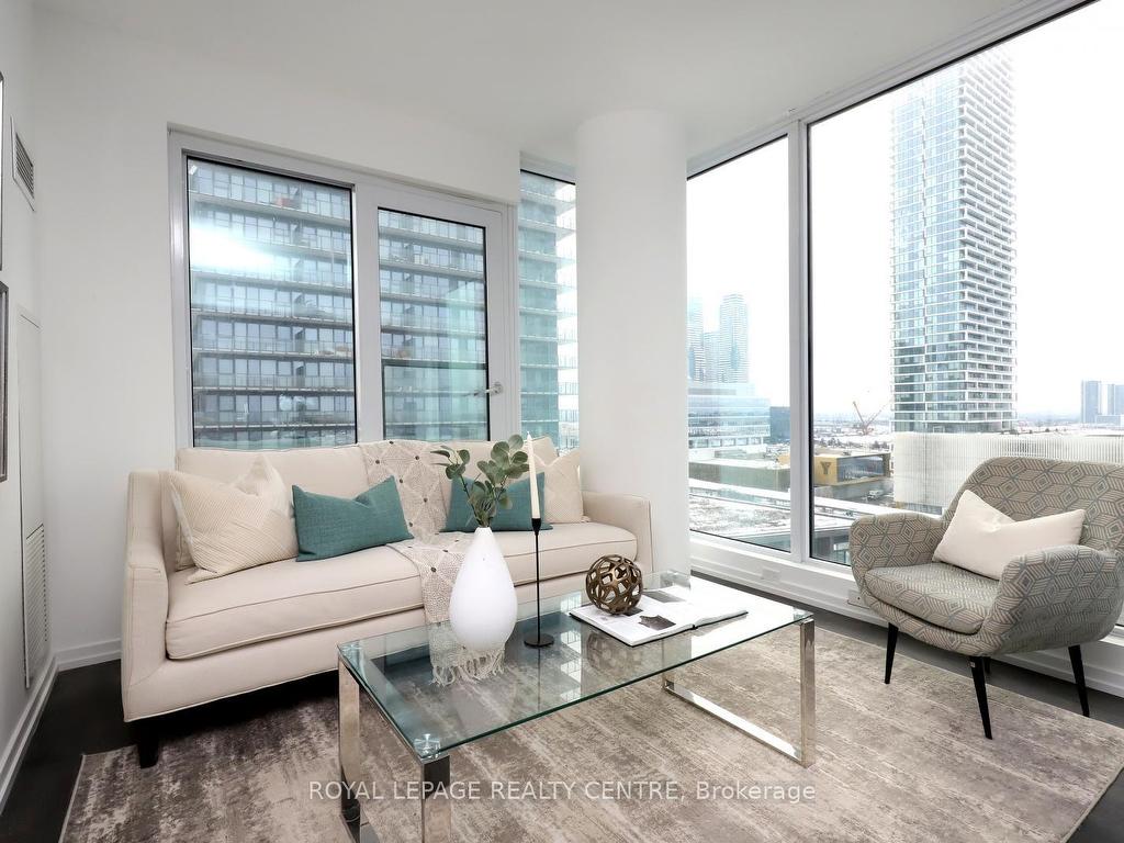 









1000


Portage

Parkway, 910,
Vaughan,




ON
L4K 0L1

