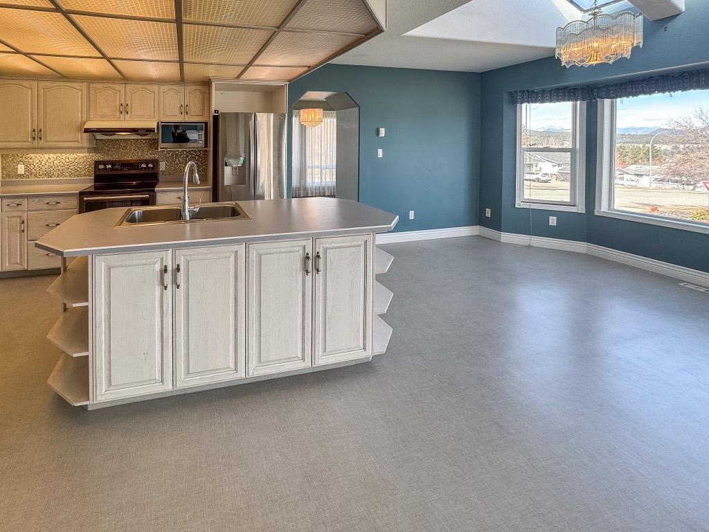









801


16th

Street,
Cranbrook,




BC
V1C 5N9

