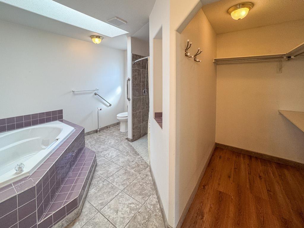 









801


16th

Street,
Cranbrook,




BC
V1C 5N9


