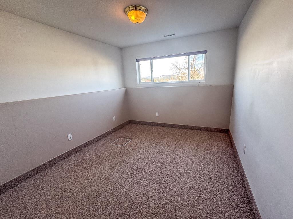 









801


16th

Street,
Cranbrook,




BC
V1C 5N9

