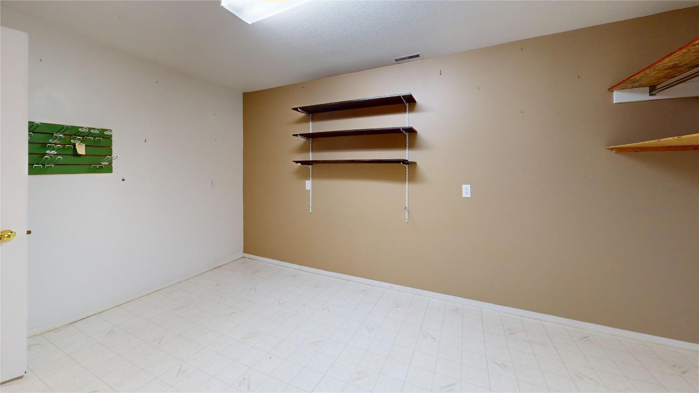 









801


16th

Street,
Cranbrook,




BC
V1C 5N9

