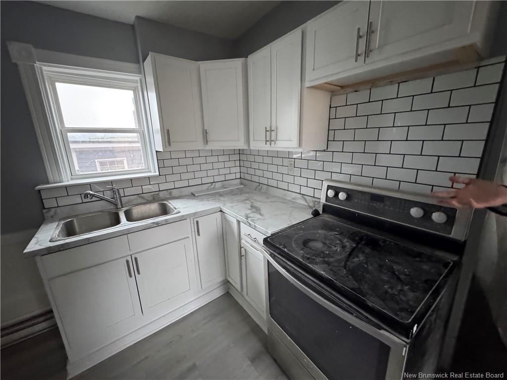 









48


Kennedy

ST,
Saint John,




NB
E2K 1C4

