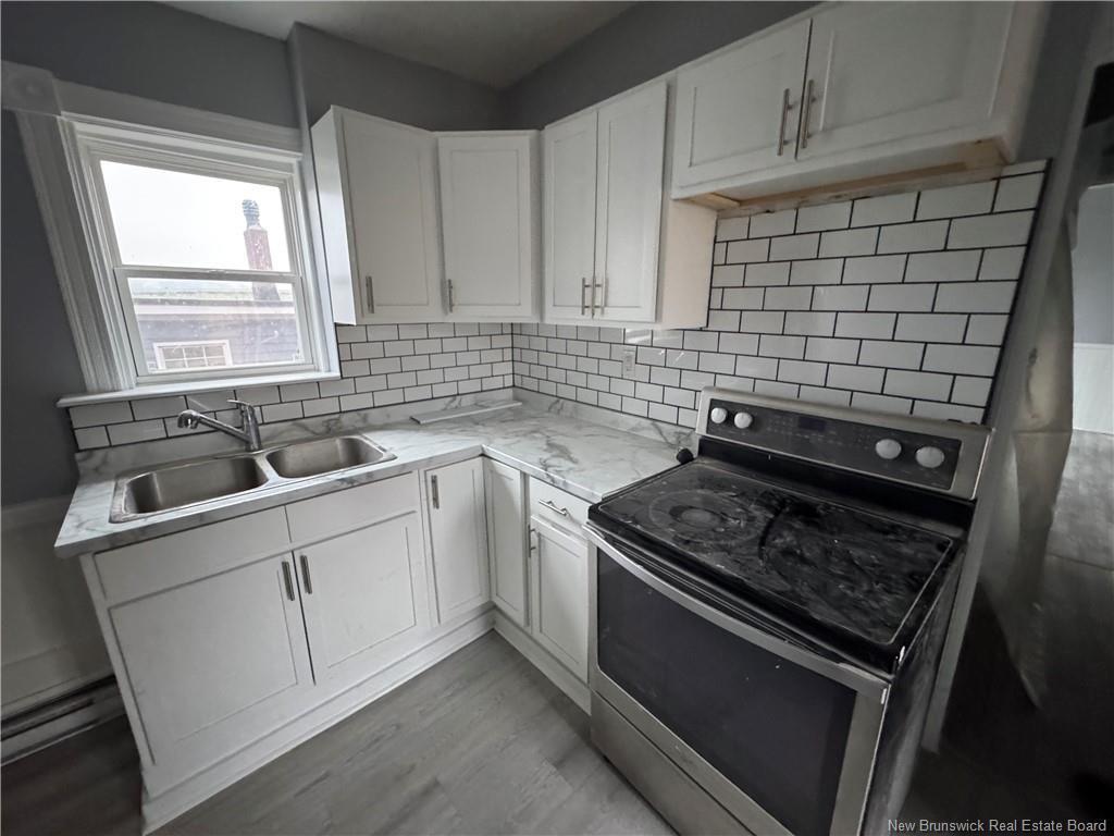 









48


Kennedy

ST,
Saint John,




NB
E2K 1C4

