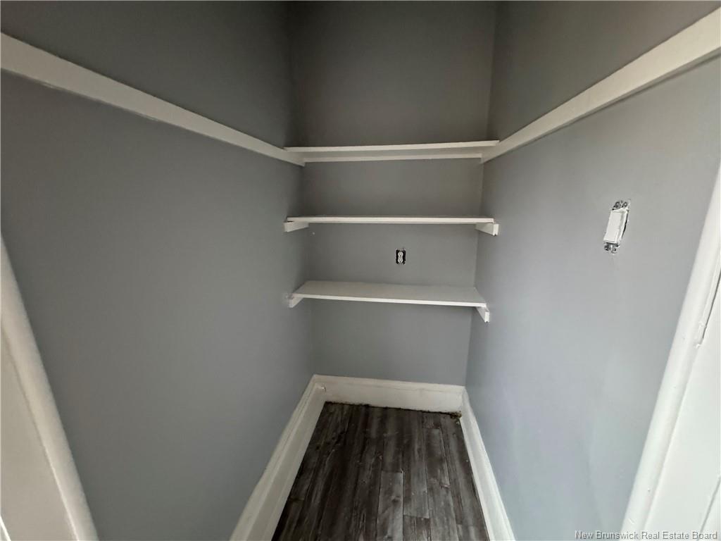









48


Kennedy

ST,
Saint John,




NB
E2K 1C4

