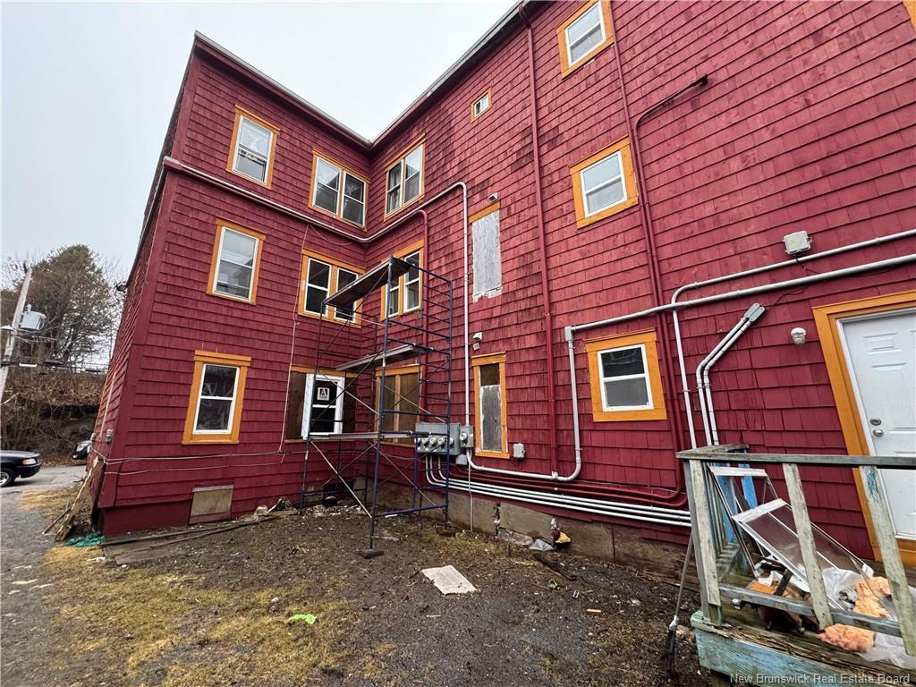 









48


Kennedy

ST,
Saint John,




NB
E2K 1C4

