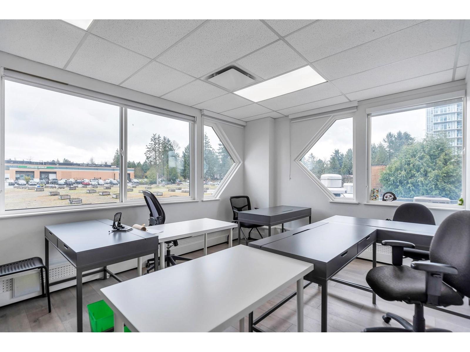 












1 10318 WHALLEY BOULEVARD

,
Surrey,




British Columbia
V3T4H4

