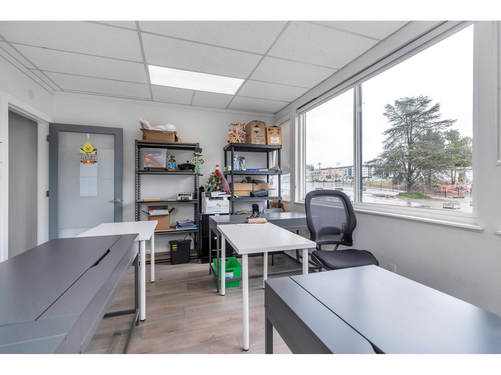 












1 10318 WHALLEY BOULEVARD

,
Surrey,




British Columbia
V3T4H4

