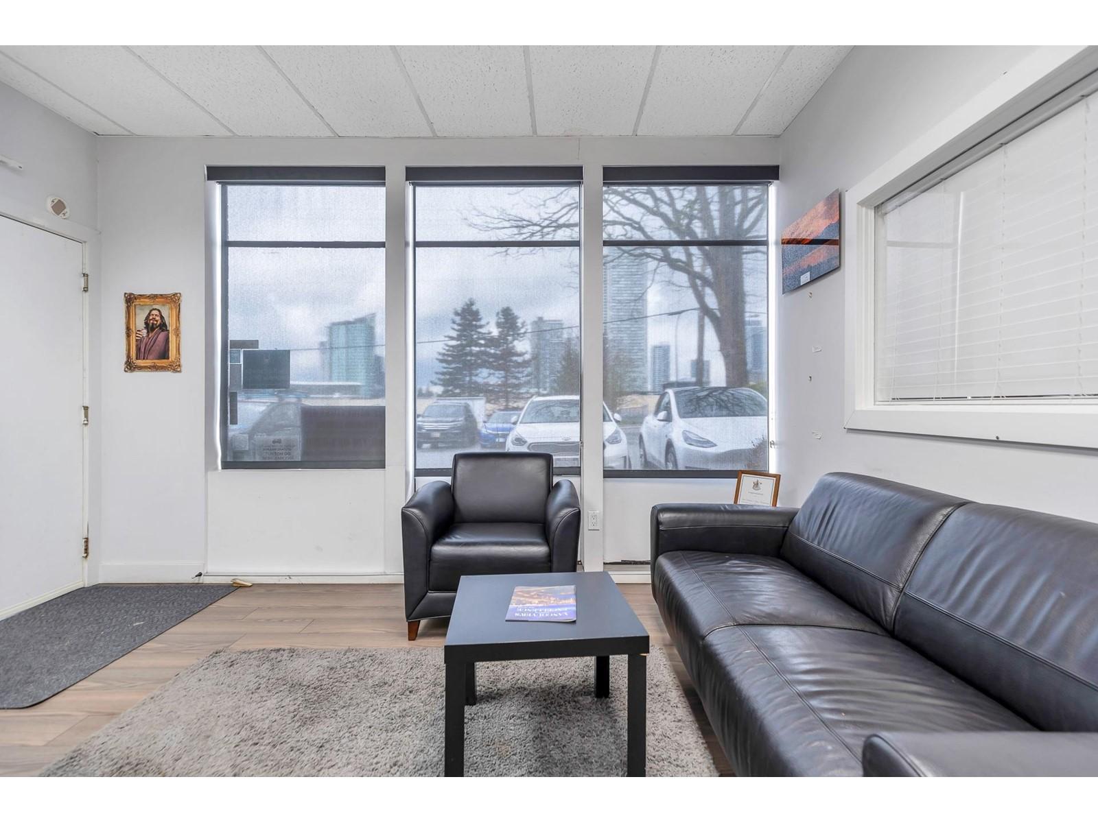 












1 10318 WHALLEY BOULEVARD

,
Surrey,




British Columbia
V3T4H4

