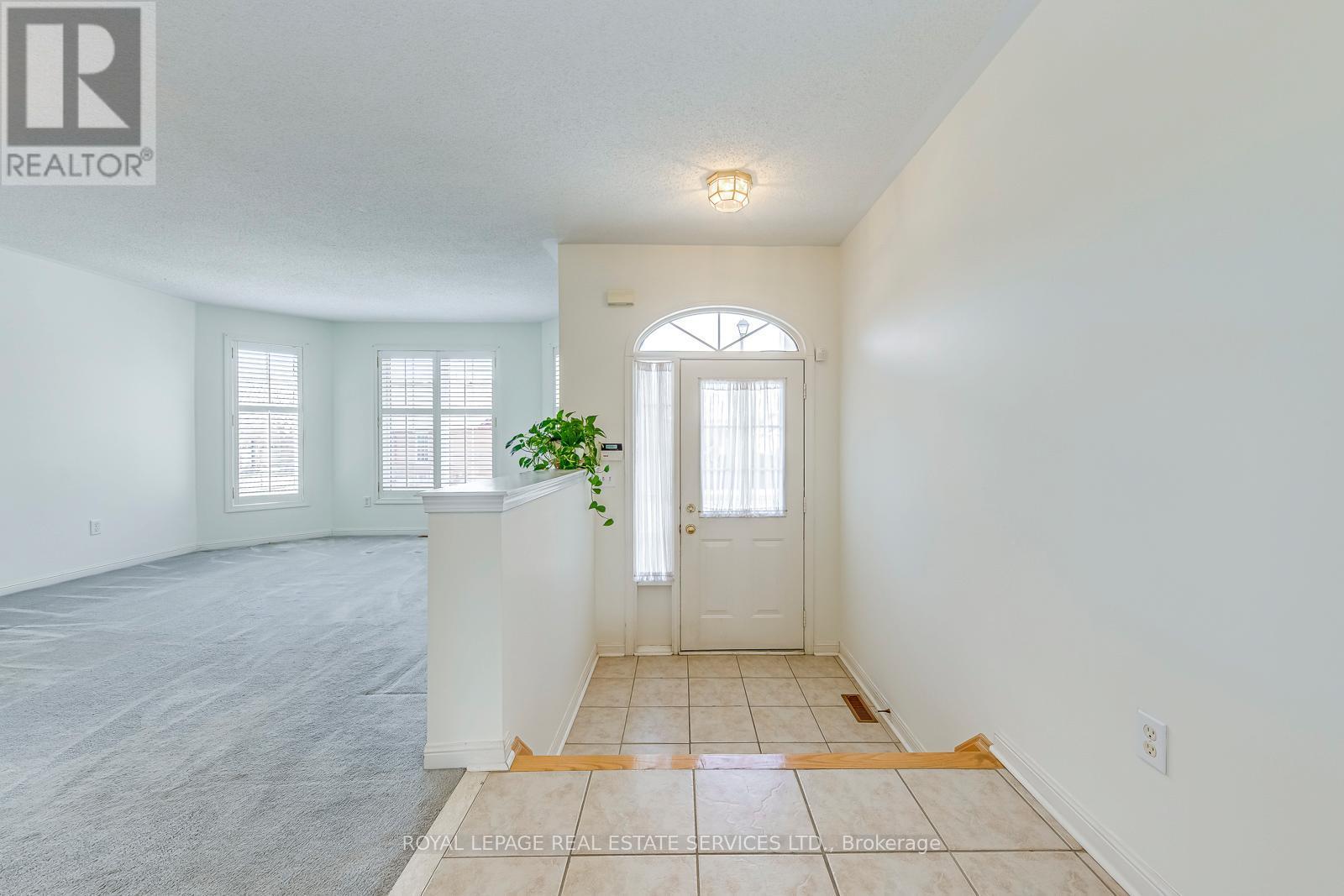 












1652 ALLAN CRESCENT

,
Milton,




Ontario
L9T5Z7

