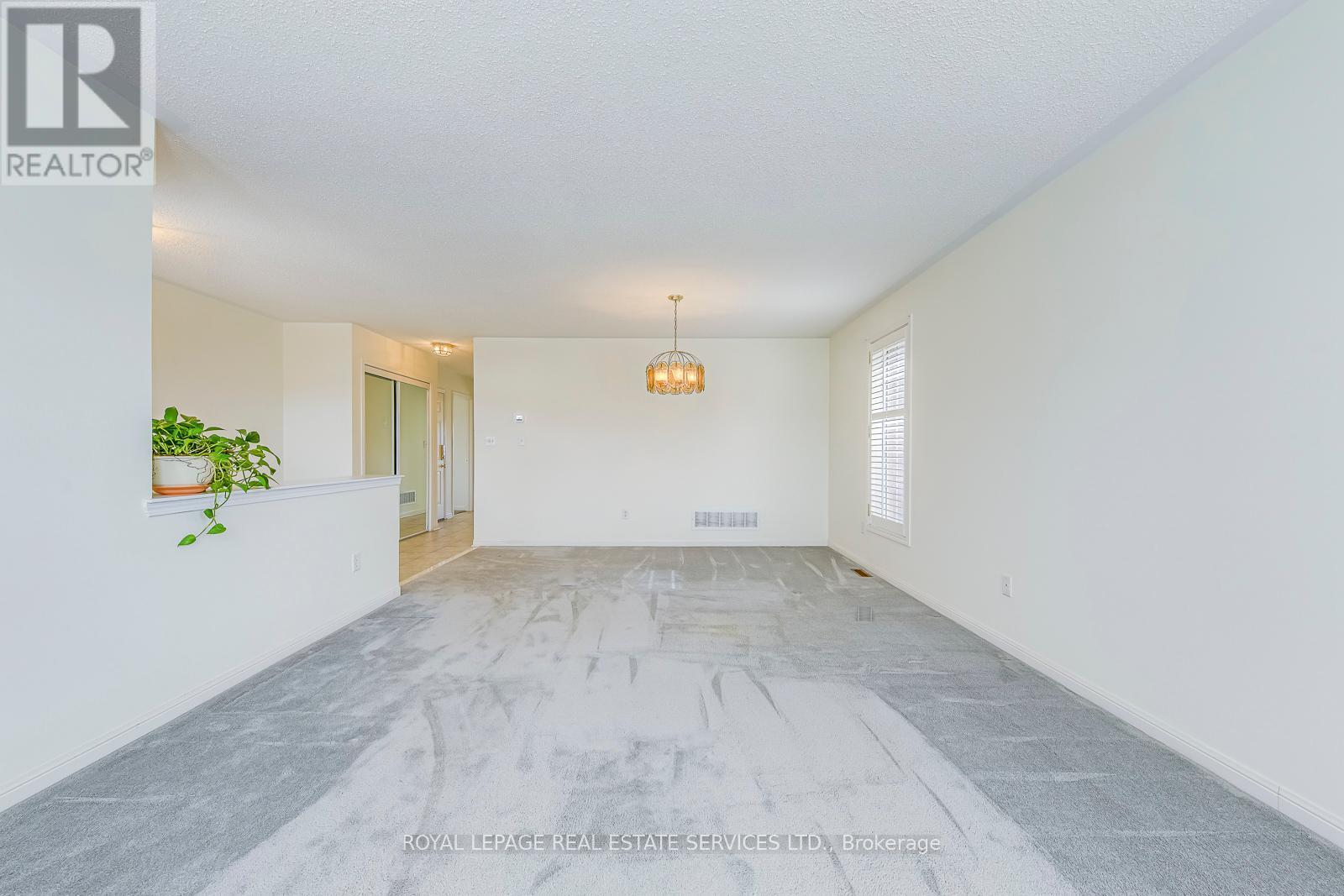 












1652 ALLAN CRESCENT

,
Milton,




Ontario
L9T5Z7

