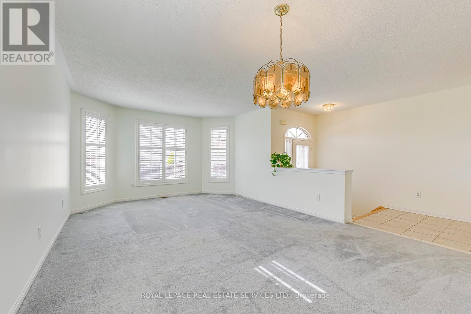 












1652 ALLAN CRESCENT

,
Milton,




Ontario
L9T5Z7

