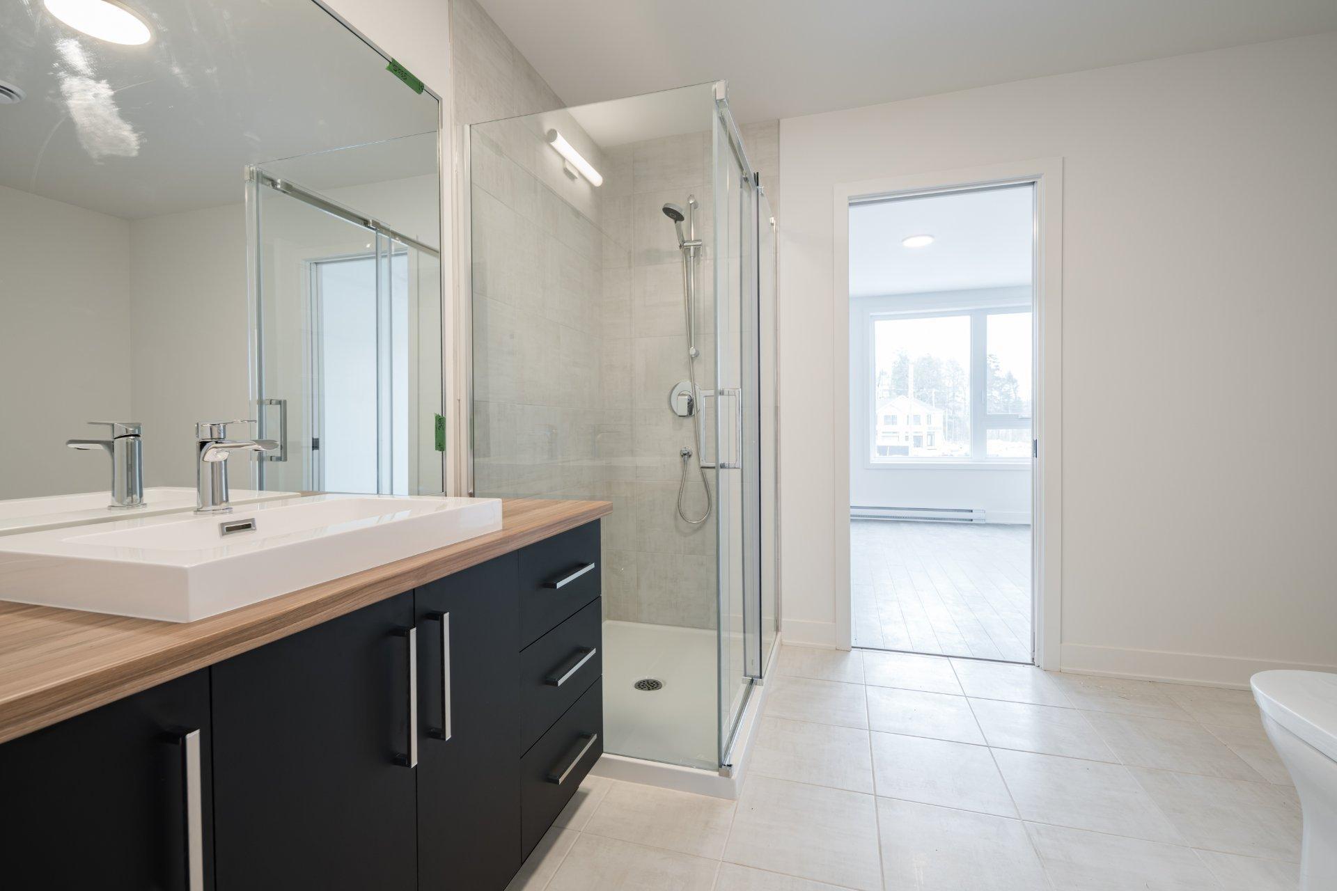 









8805


Rue du Chapelier

,
Mirabel,




QC
J7N3S5

