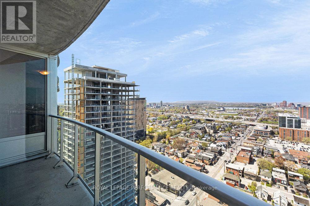 












2508 - 805 CARLING AVENUE

,
Ottawa,




Ontario
K1S5W9

