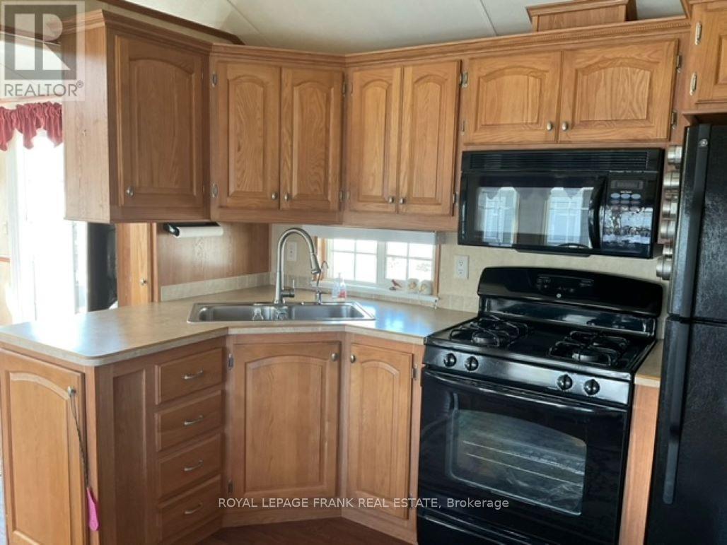 












7 MCGREGOR DRIVE S

,
Otonabee-South Monaghan,




Ontario
K0L2G0

