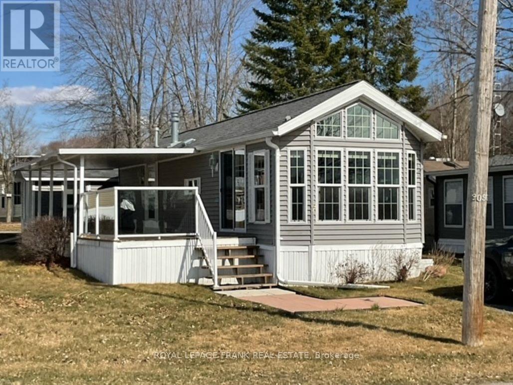 












7 MCGREGOR DRIVE S

,
Otonabee-South Monaghan,




Ontario
K0L2G0

