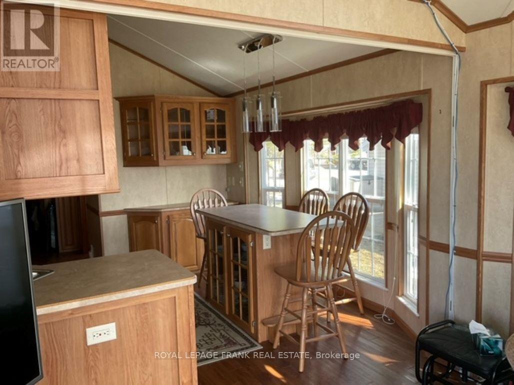 












7 MCGREGOR DRIVE S

,
Otonabee-South Monaghan,




Ontario
K0L2G0

