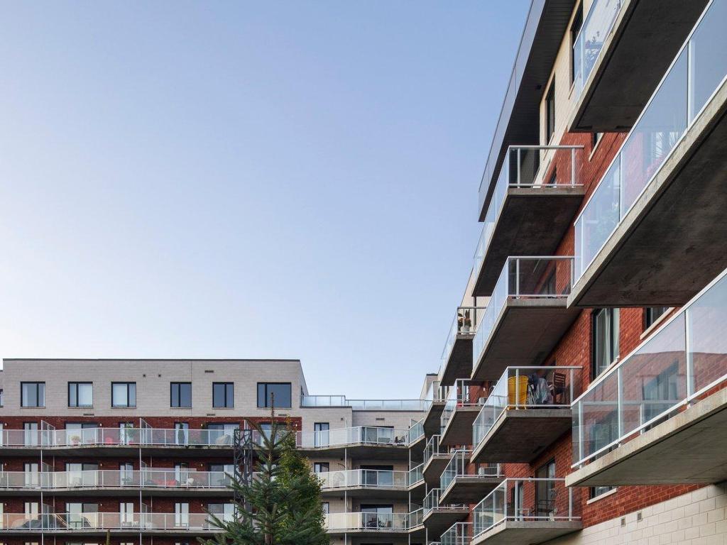 









250


Rue de la Cabinetterie

, 326,
Saint-Jean-sur-Richelieu,




QC
J3B0L2

