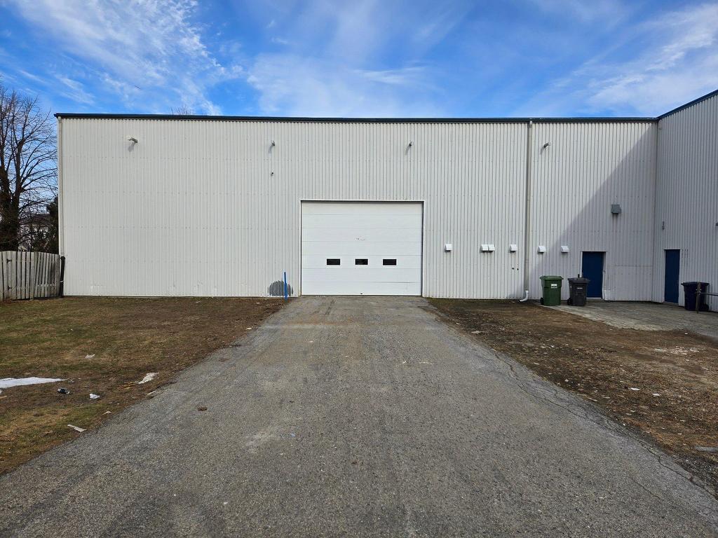 









3675


Boul. de la Grande-Allée

,
Boisbriand,




QC
J7H1H5

