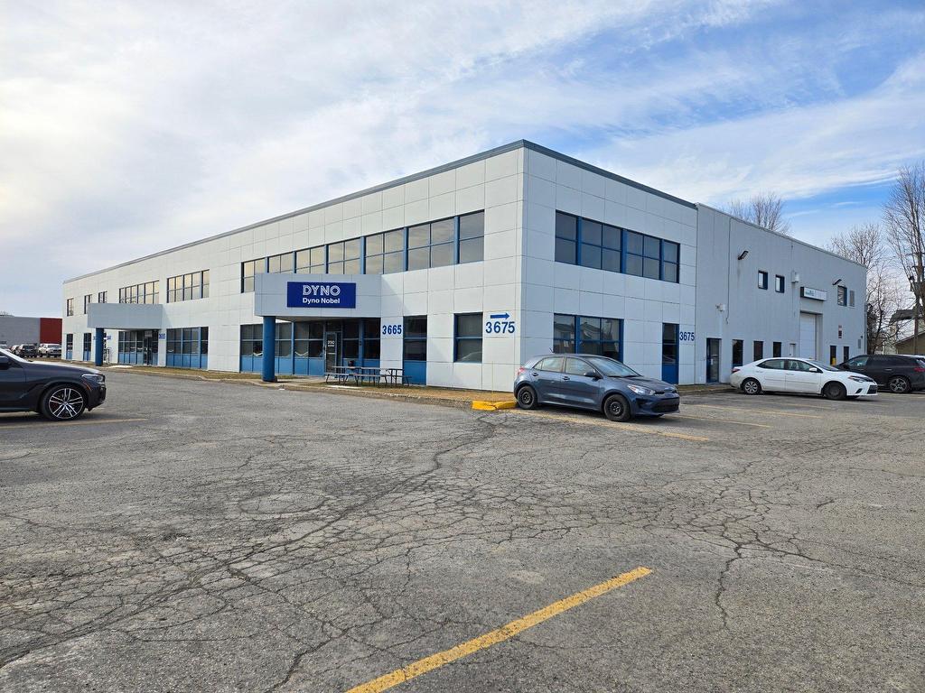 









3675


Boul. de la Grande-Allée

,
Boisbriand,




QC
J7H1H5

