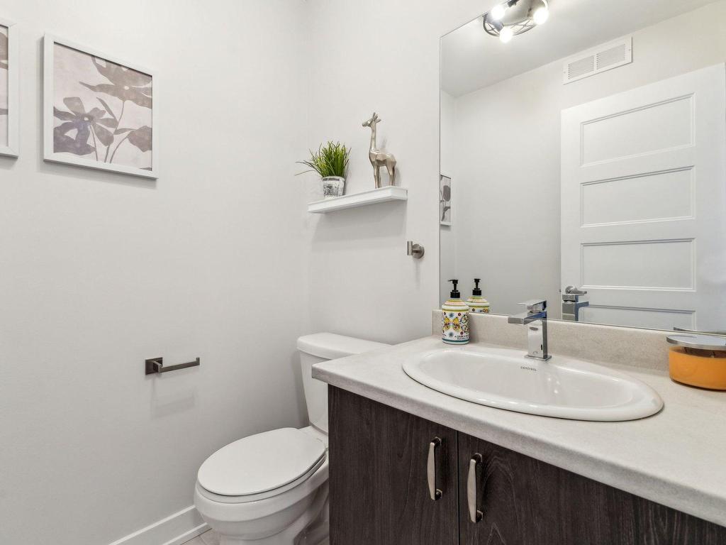 









358


Rue des Hauts-Bois

,
Gatineau (Masson-Angers),




QC
J8M0C9

