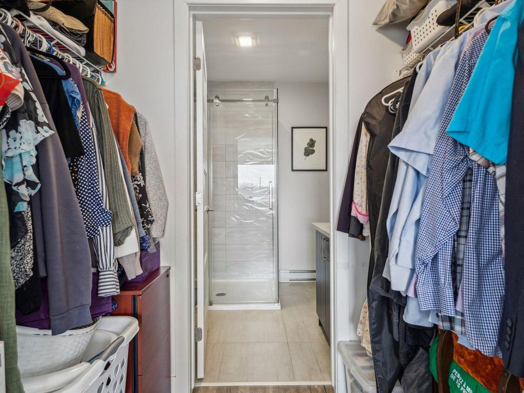 









358


Rue des Hauts-Bois

,
Gatineau (Masson-Angers),




QC
J8M0C9

