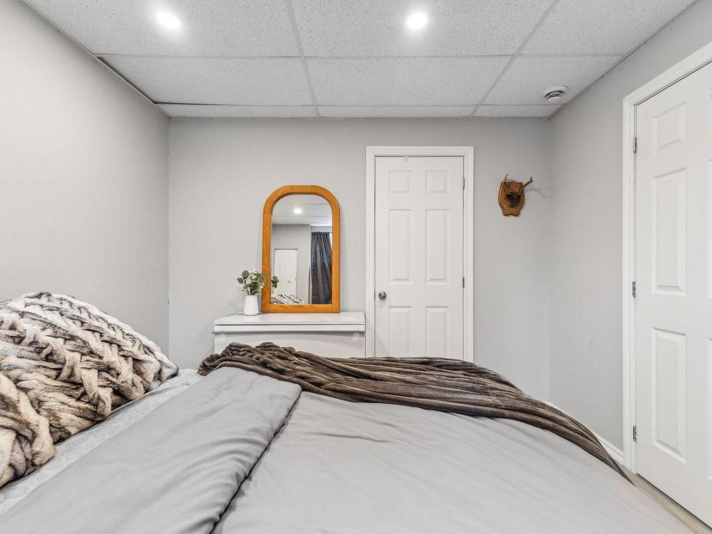 









358


Rue des Hauts-Bois

,
Gatineau (Masson-Angers),




QC
J8M0C9

