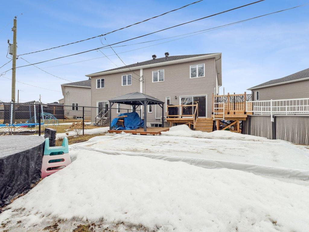 









358


Rue des Hauts-Bois

,
Gatineau (Masson-Angers),




QC
J8M0C9

