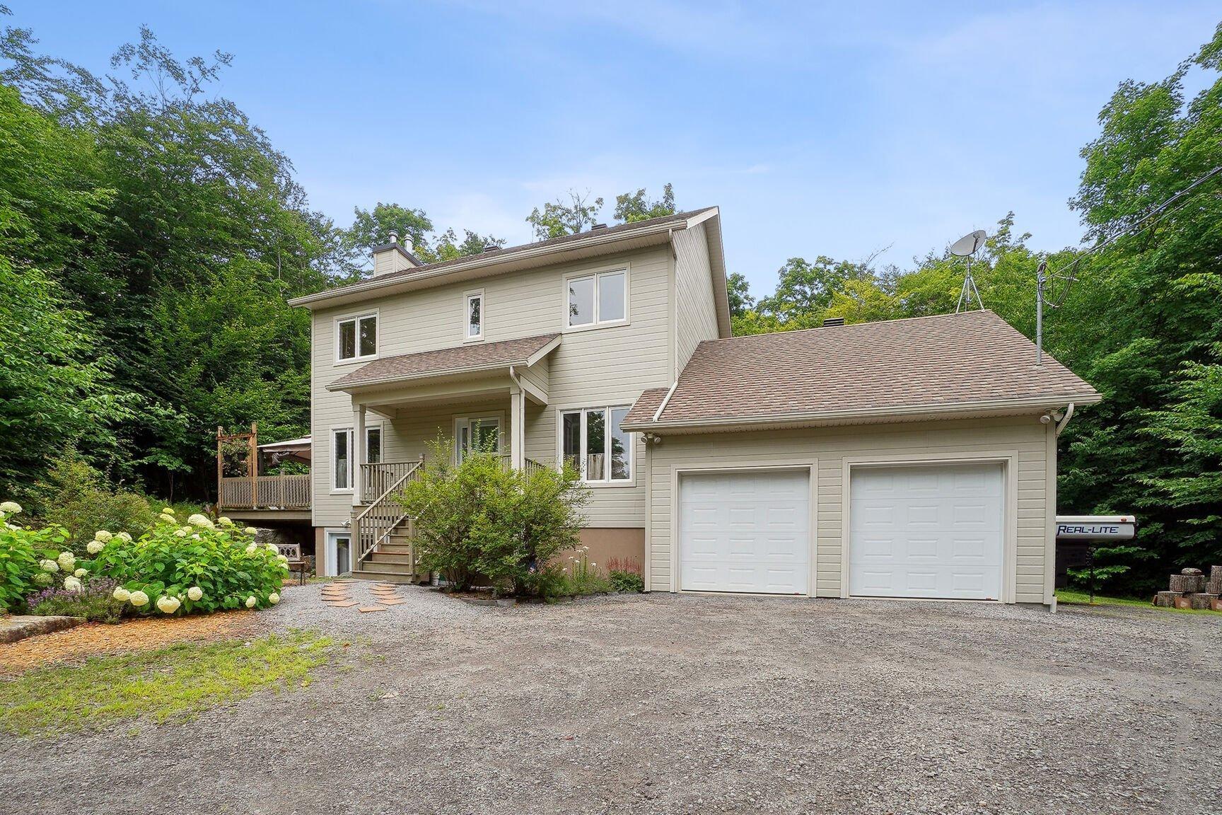 









20


Ch. des Tournesols

,
Sainte-Anne-des-Lacs,




QC
J0R1B0

