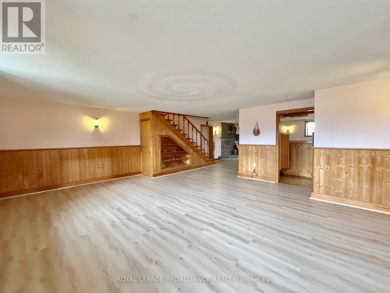 












3460 SHANNONVILLE ROAD

,
Tyendinaga (Tyendinaga Township),




Ontario
K0K2Y0

