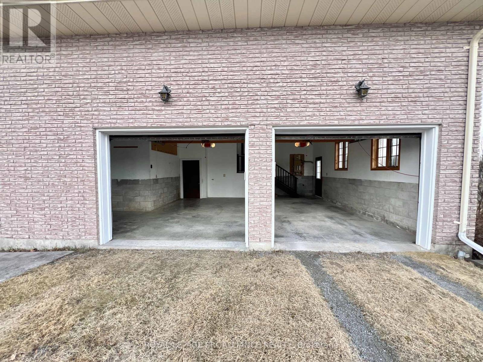 












3460 SHANNONVILLE ROAD

,
Tyendinaga (Tyendinaga Township),




Ontario
K0K2Y0

