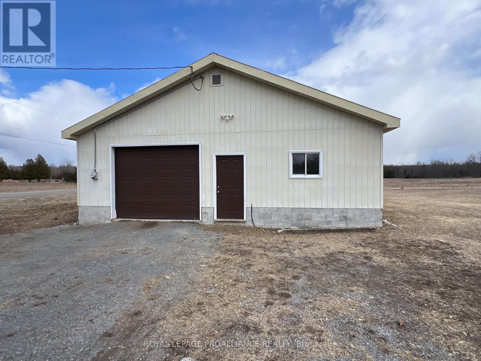 












3460 SHANNONVILLE ROAD

,
Tyendinaga (Tyendinaga Township),




Ontario
K0K2Y0

