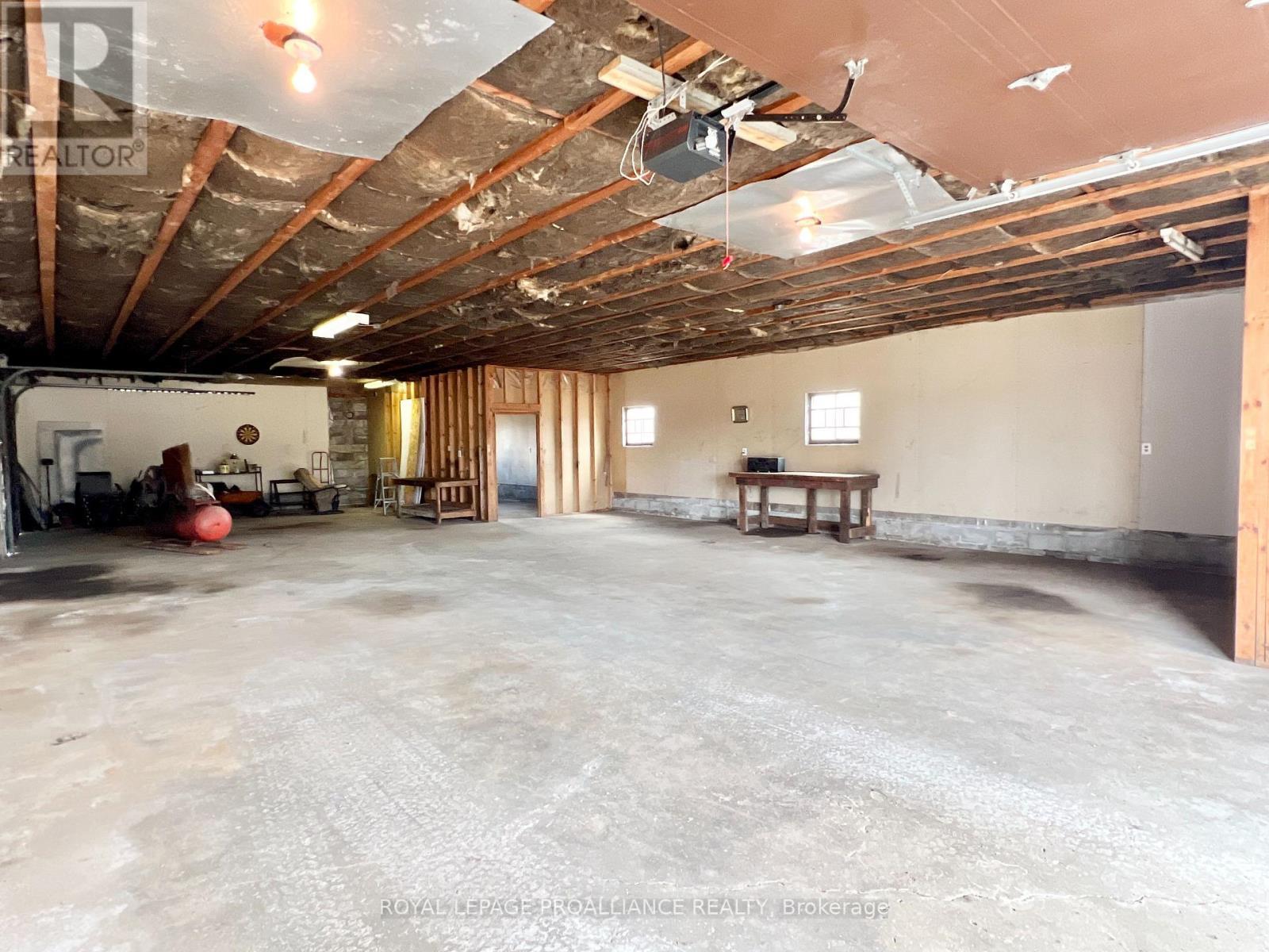 












3460 SHANNONVILLE ROAD

,
Tyendinaga (Tyendinaga Township),




Ontario
K0K2Y0

