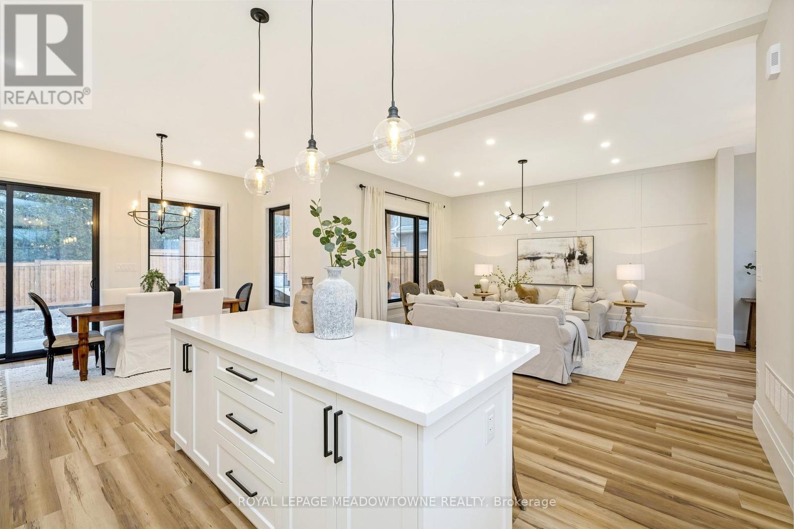 












79 FULTON STREET

,
Milton,




Ontario
L9T2J6

