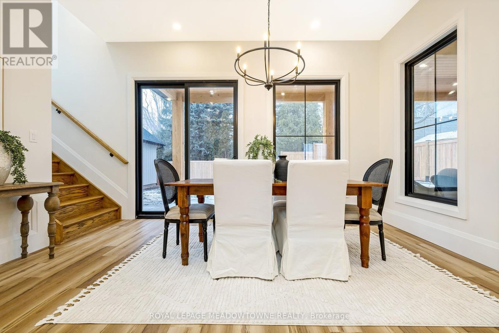 












79 FULTON STREET

,
Milton,




Ontario
L9T2J6

