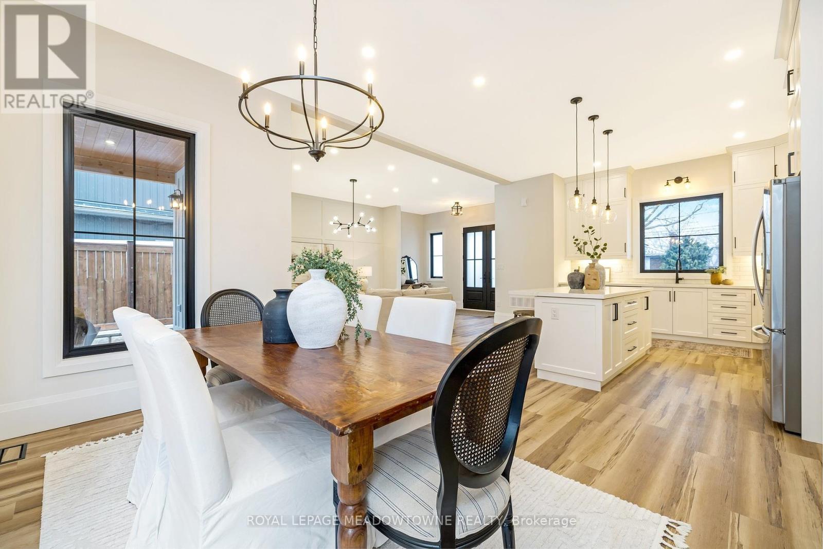 












79 FULTON STREET

,
Milton,




Ontario
L9T2J6

