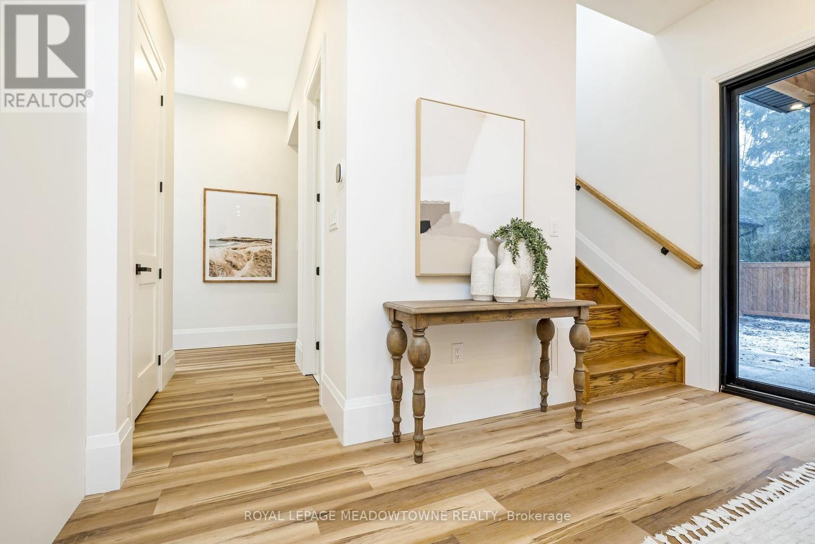 












79 FULTON STREET

,
Milton,




Ontario
L9T2J6

