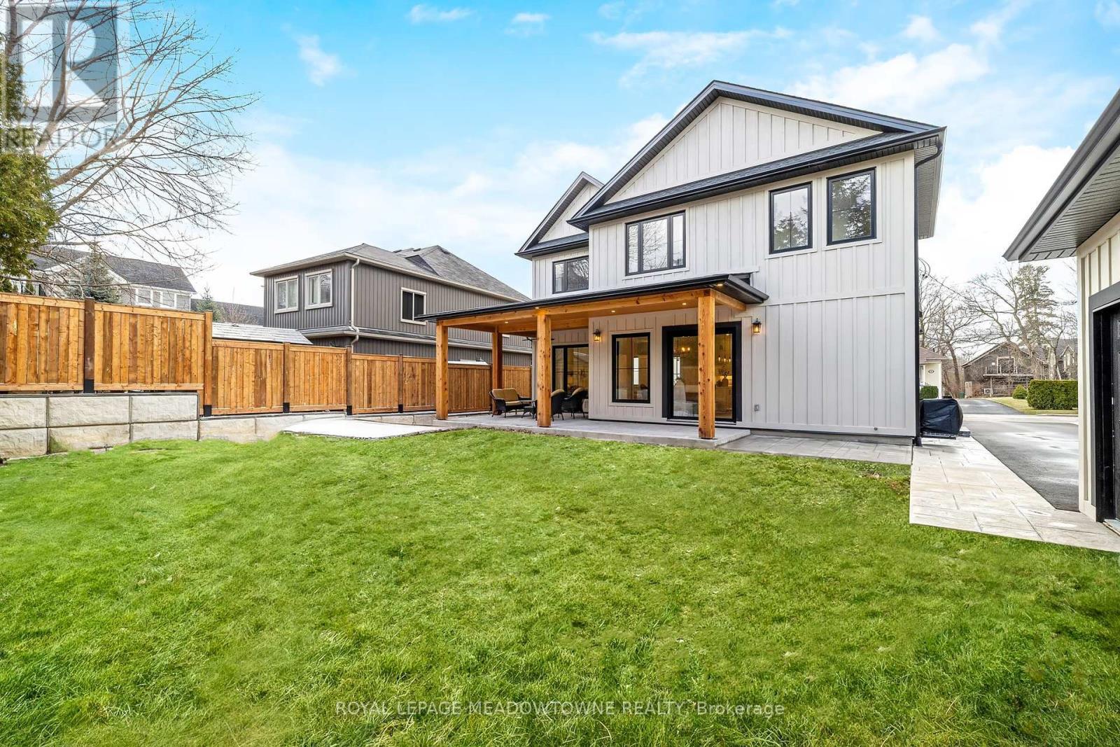 












79 FULTON STREET

,
Milton,




Ontario
L9T2J6

