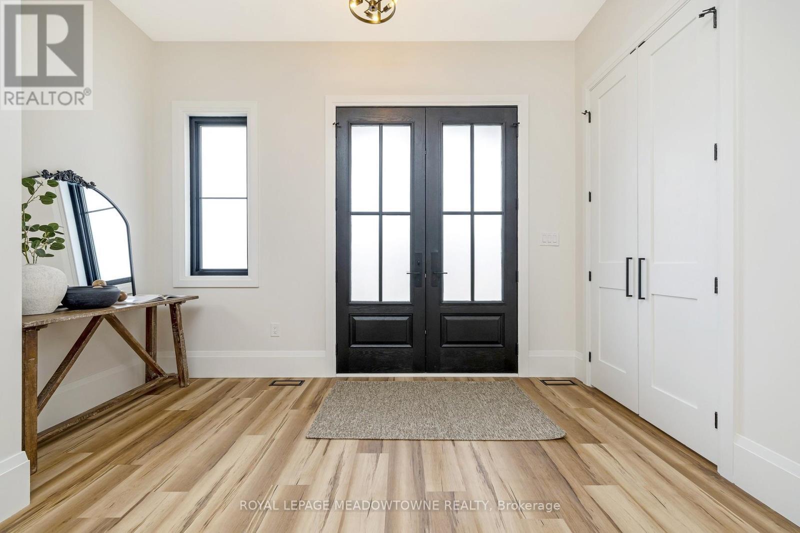 












79 FULTON STREET

,
Milton,




Ontario
L9T2J6

