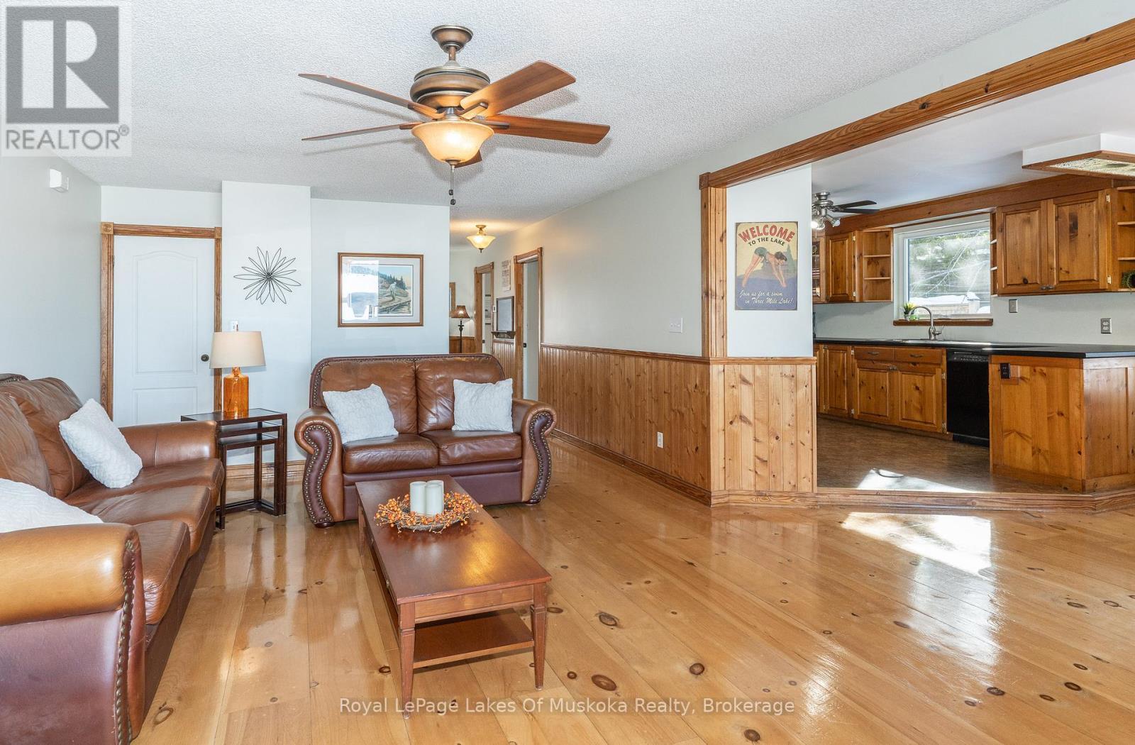 












1378-3 THREE MILE LAKE ROAD

,
Muskoka Lakes (Watt),




Ontario
P0B1M0

