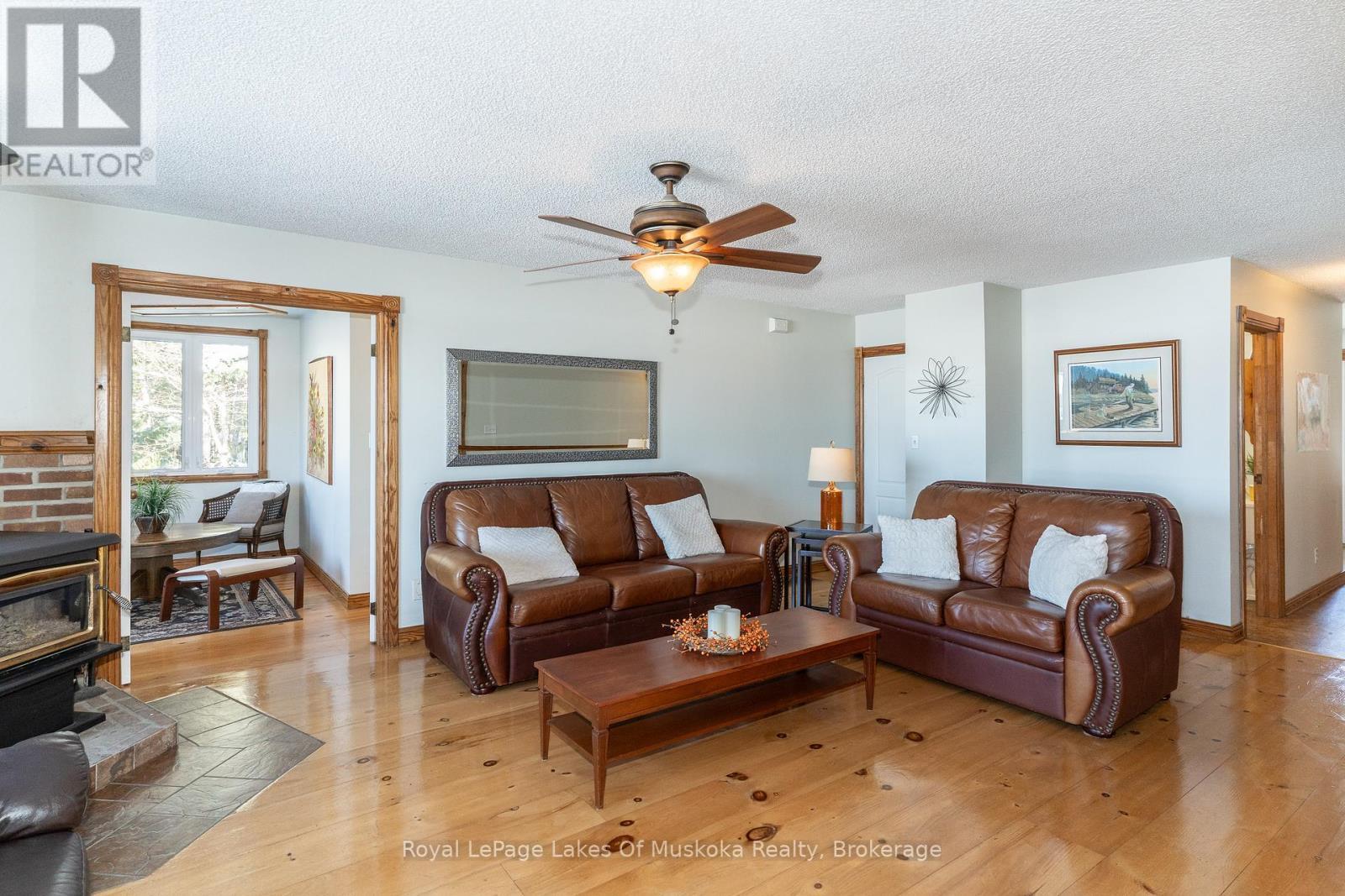 












1378-3 THREE MILE LAKE ROAD

,
Muskoka Lakes (Watt),




Ontario
P0B1M0

