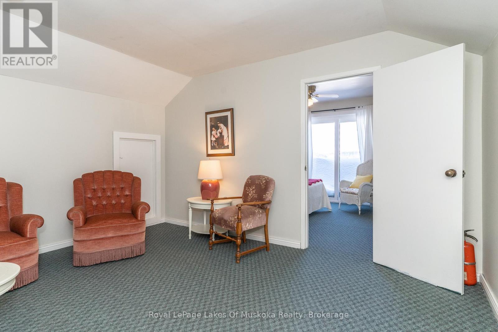 












1378-3 THREE MILE LAKE ROAD

,
Muskoka Lakes (Watt),




Ontario
P0B1M0

