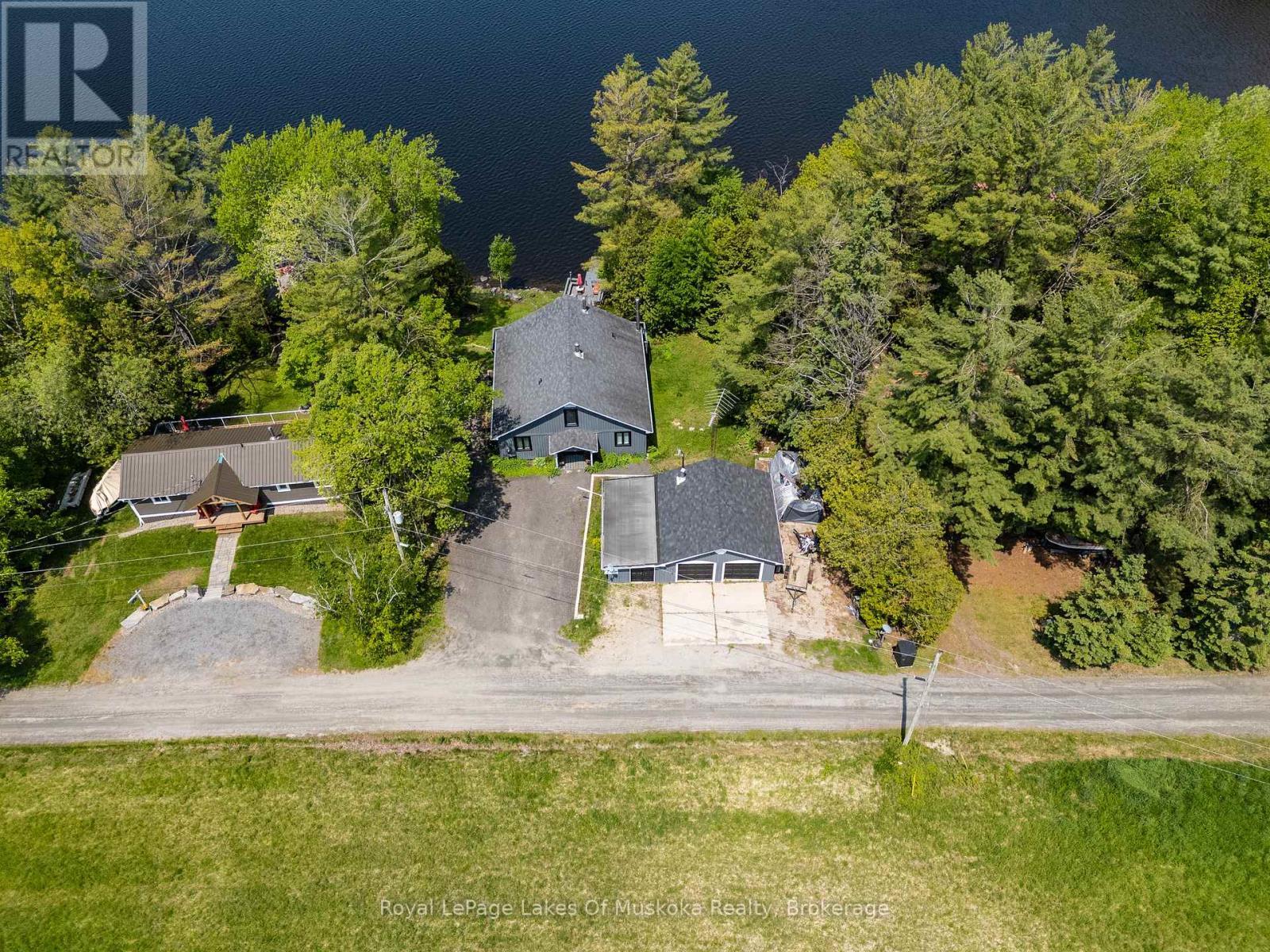 












1378-3 THREE MILE LAKE ROAD

,
Muskoka Lakes (Watt),




Ontario
P0B1M0

