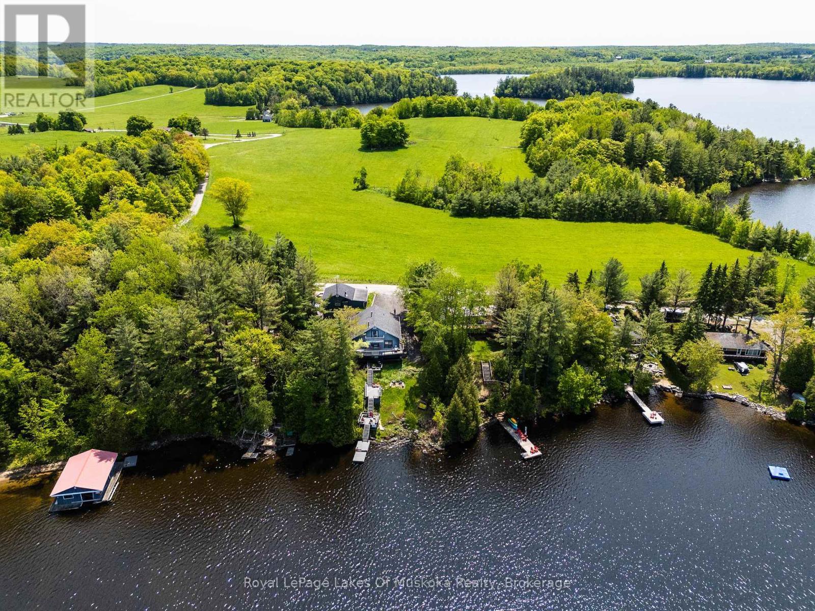 












1378-3 THREE MILE LAKE ROAD

,
Muskoka Lakes (Watt),




Ontario
P0B1M0

