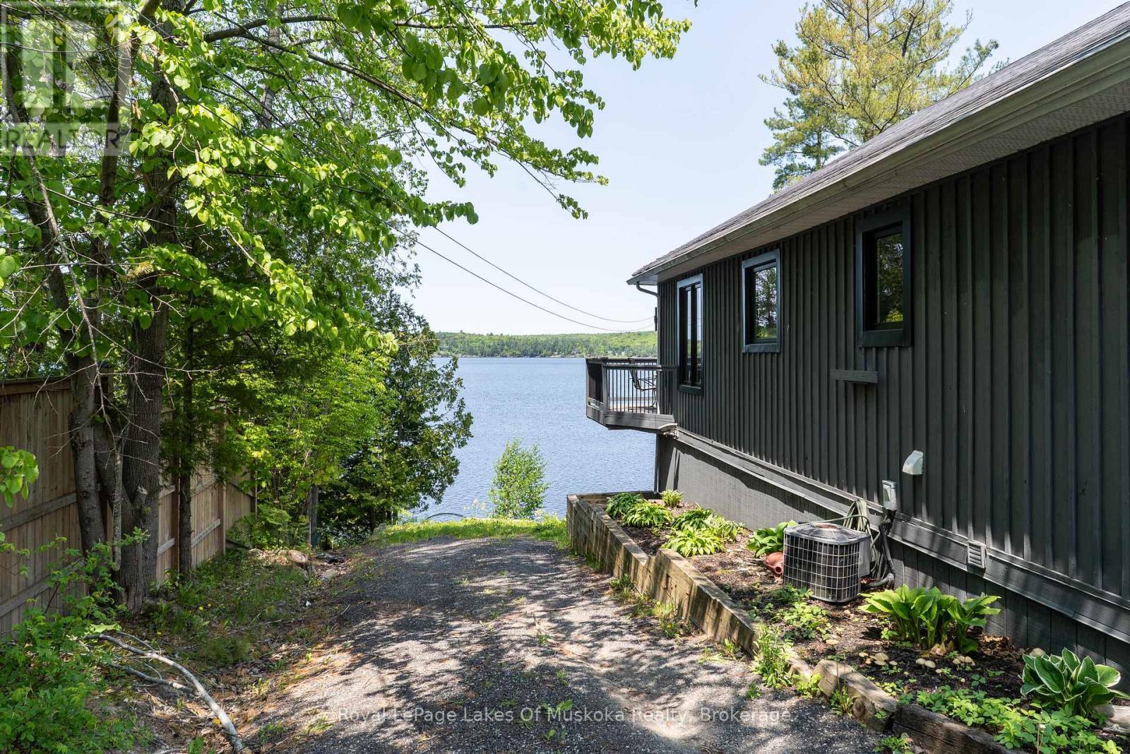 












1378-3 THREE MILE LAKE ROAD

,
Muskoka Lakes (Watt),




Ontario
P0B1M0

