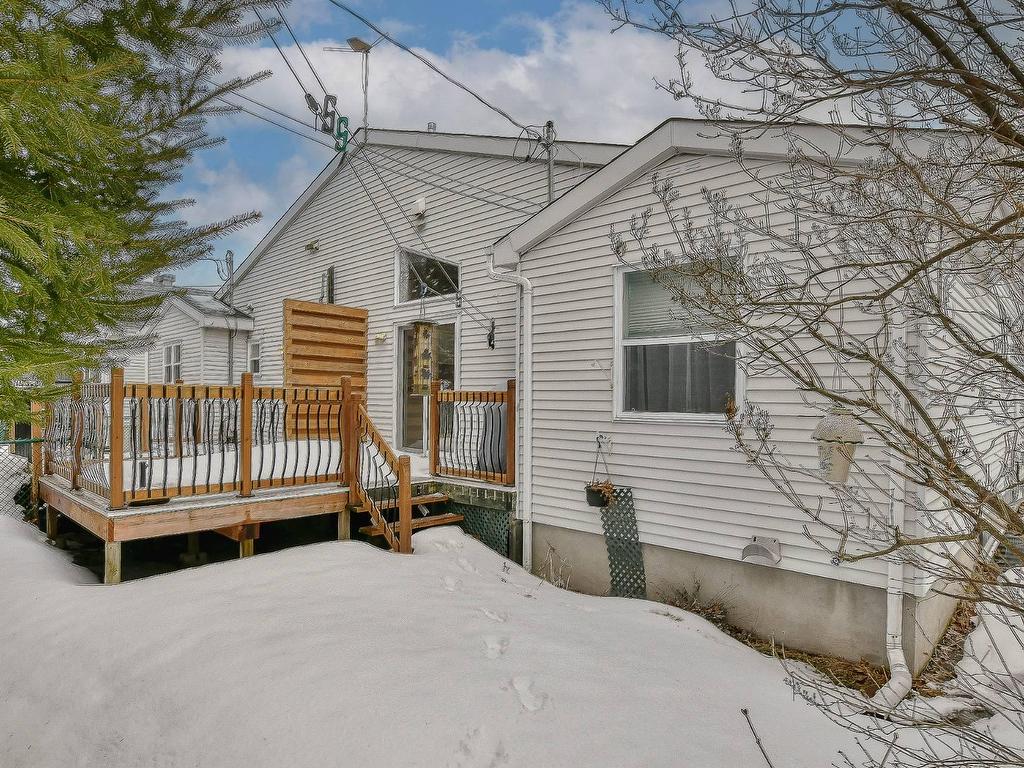 









696


Rue des Patriotes

,
Saint-Jérôme,




QC
J7Z7B1

