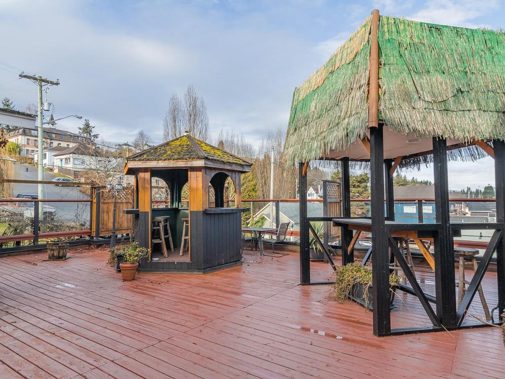 









640


1st

Ave,
Ladysmith,




BC
V9G 1A2

