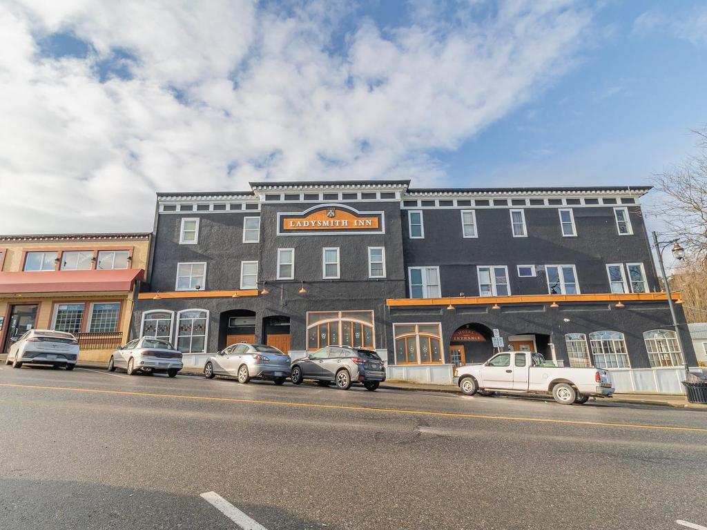 









640


1st

Ave,
Ladysmith,




BC
V9G 1A2

