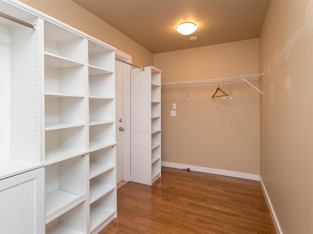 









1559


Sawyer

Rd,
Langford,




BC
V9B 5Y5

