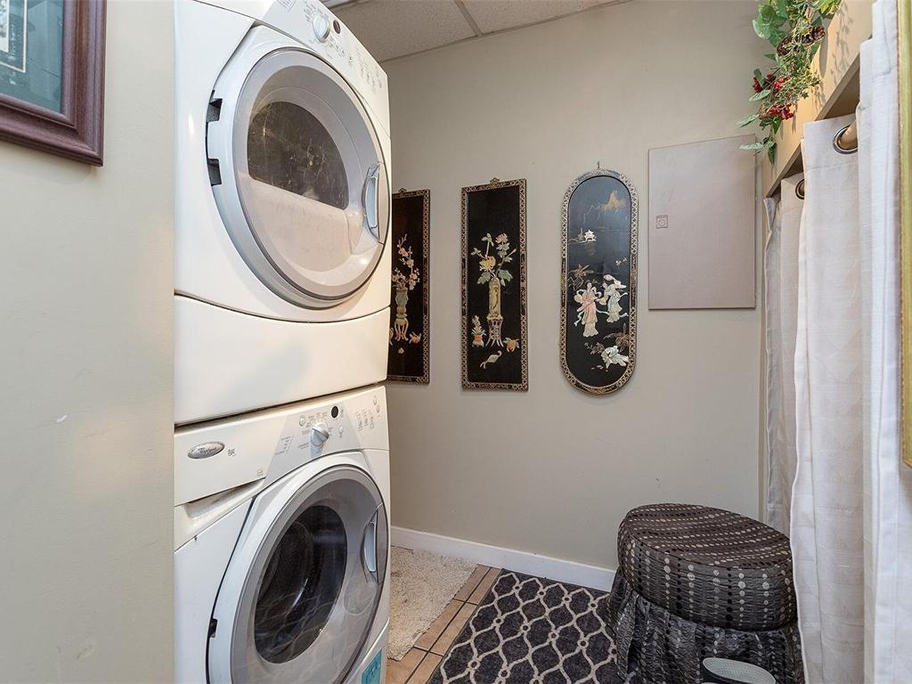 









1559


Sawyer

Rd,
Langford,




BC
V9B 5Y5

