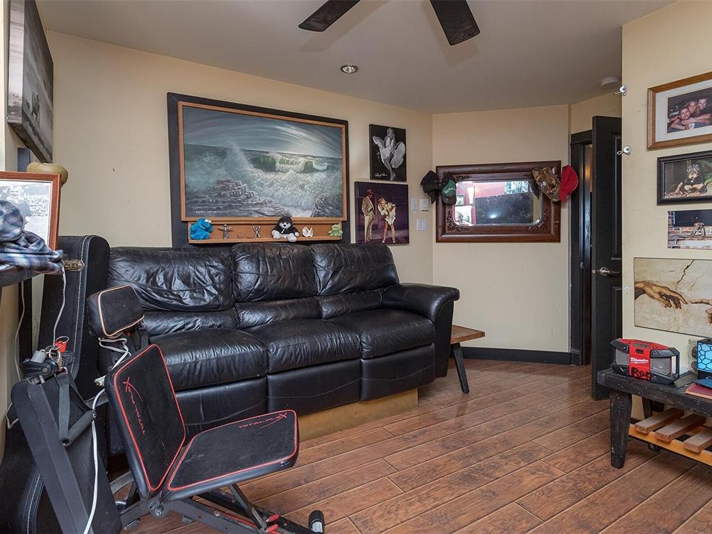 









1559


Sawyer

Rd,
Langford,




BC
V9B 5Y5

